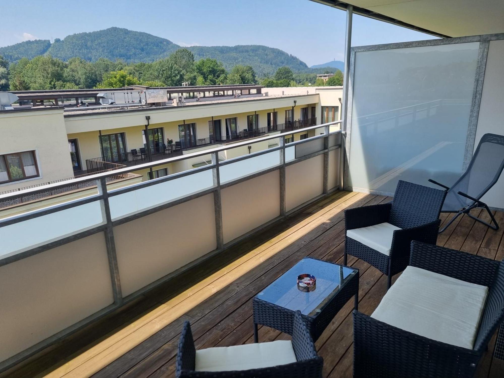 Traumapartment Neben Universitaet Und Lakeside In Klagenfurt Am Woerthersee ! 외부 사진